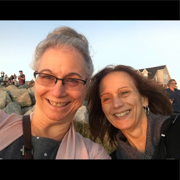 Meet your Posher, Teri - Picture 1 of 1